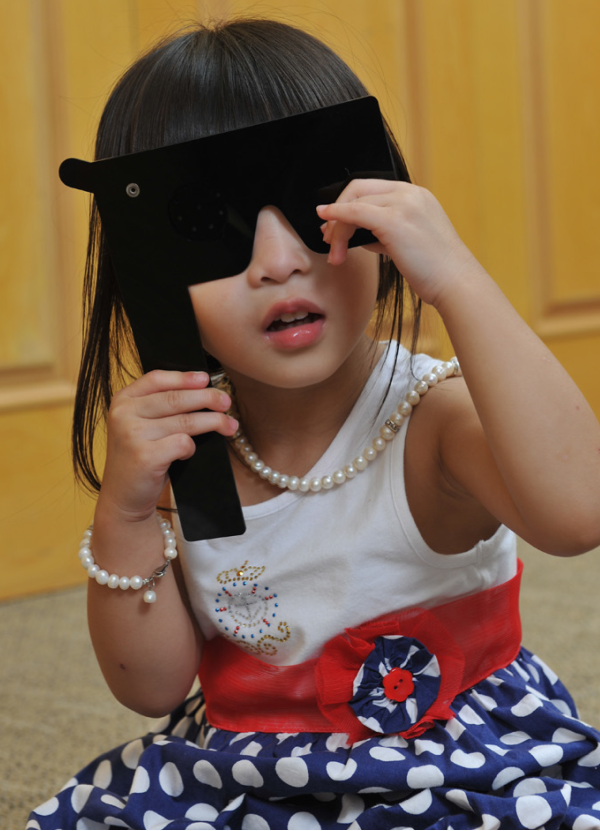 จุลสาร ปีที่ 6 ฉบับที่ 19 พฤษภาคม-สิงหาคม 56: ชัดแจ๋ว ตรวจตาเด็ก เตรียมอนาคตไทย